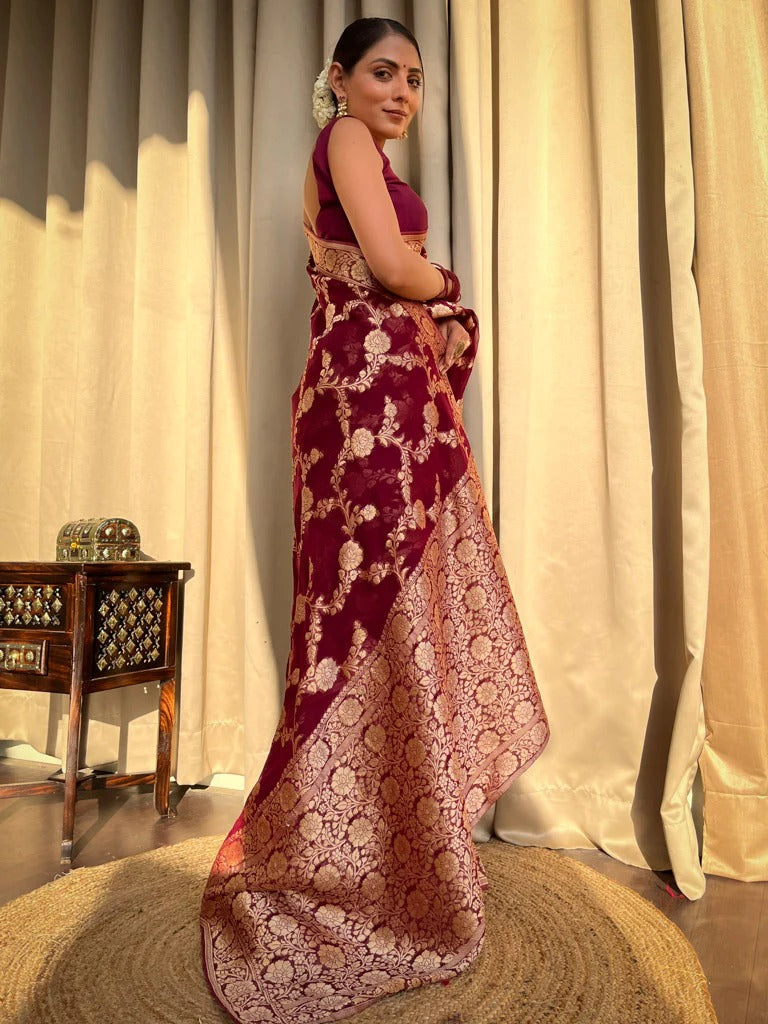 Unique Maroon Soft Silk Saree With Wonderful Blouse Piece