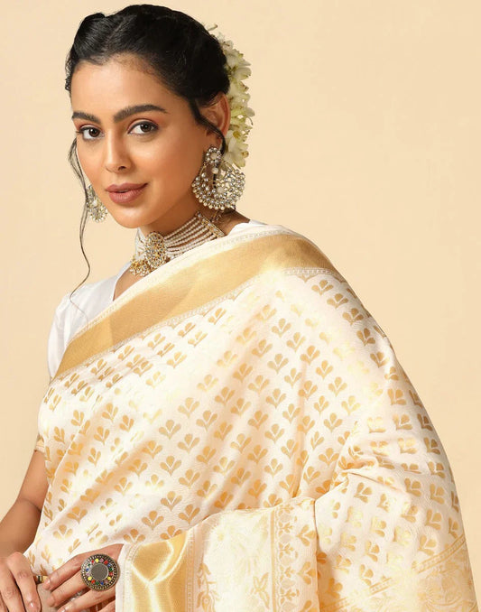 Seraglio White Soft Silk Saree With Serendipity Blouse Piece