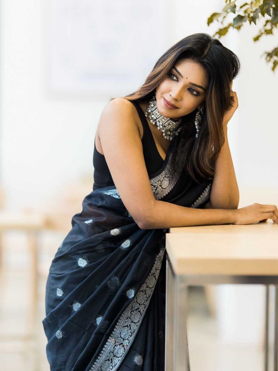 Excellent Blue Kanjivaram Silk With Delectable Blouse Piece