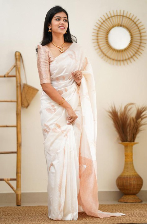 White Soft Silk Saree With Breathtaking Blouse Piece