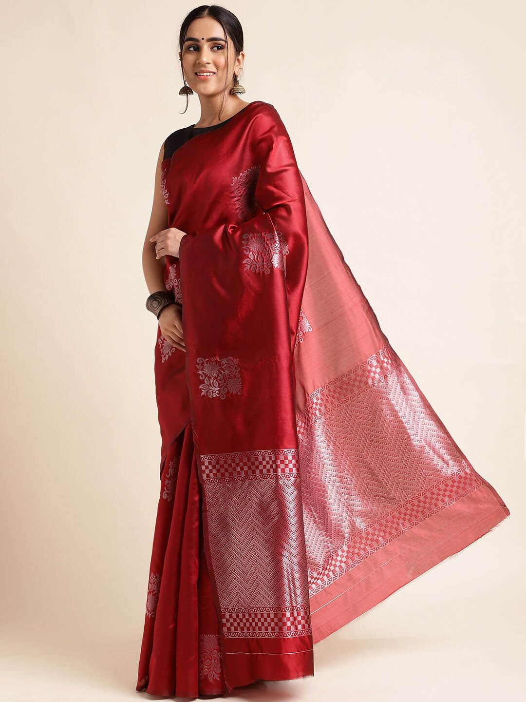 Appealing Red Soft Silk Saree With Blooming Blouse Piece