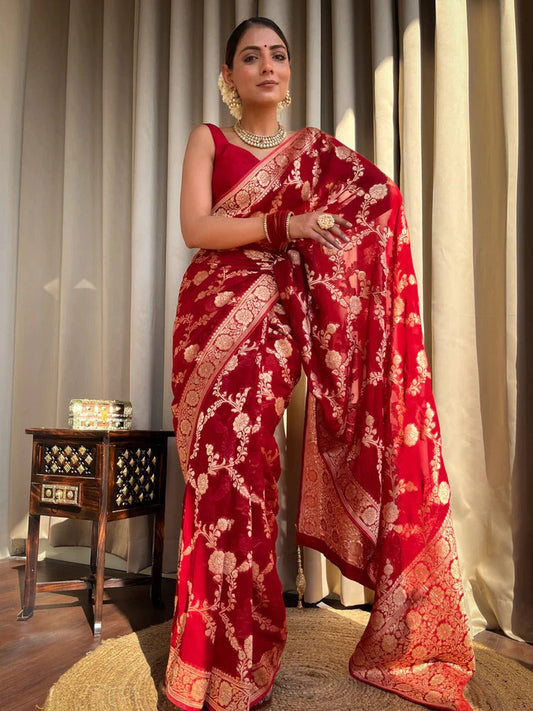 Unique Red Soft Silk Saree With Wonderful Blouse Piece