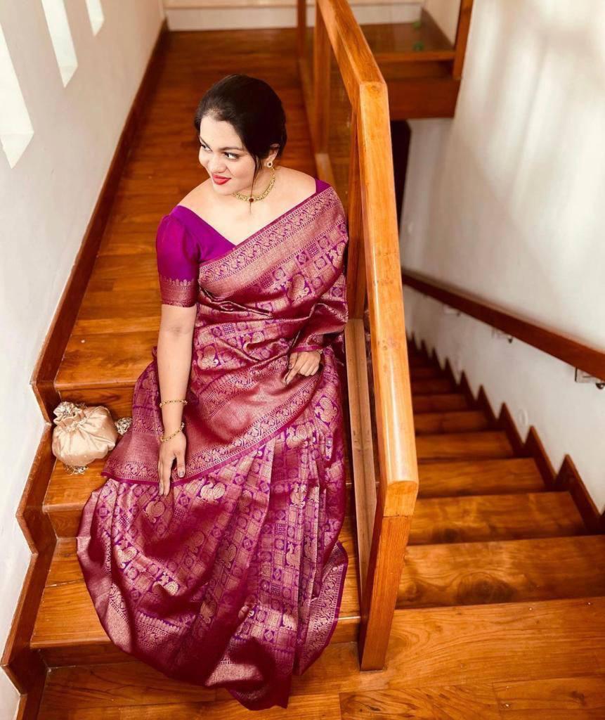 Most Stunning Dark Pink Soft Silk Saree With Admirable Blouse Piece