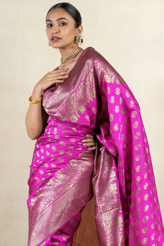 Splendorous Pink Soft Banarasi Silk Saree With Luxuriant Blouse Piece