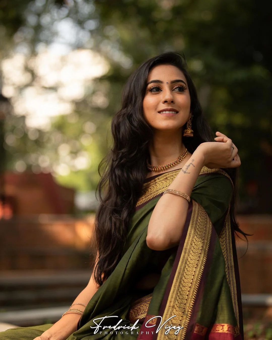 Splendorous Maroon Soft Silk Saree With Enamoring Blouse Piece