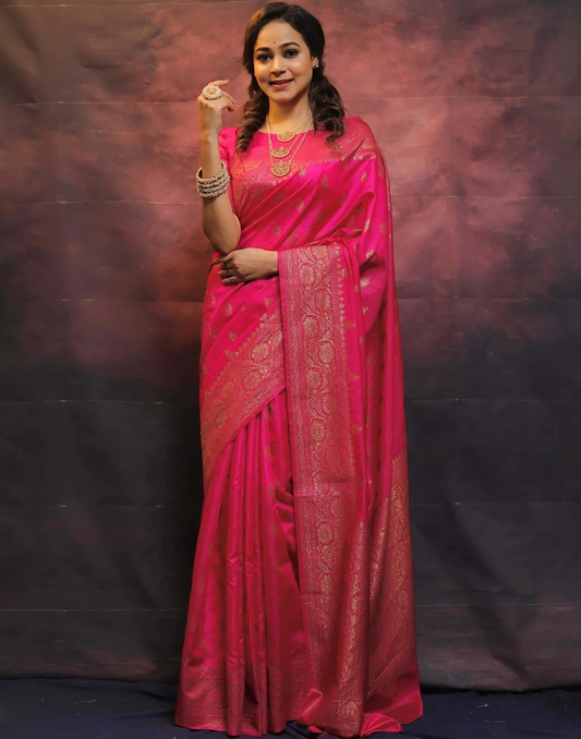 Denouement Pink Kanjivaram Silk Saree With Felicitous Blouse Piece