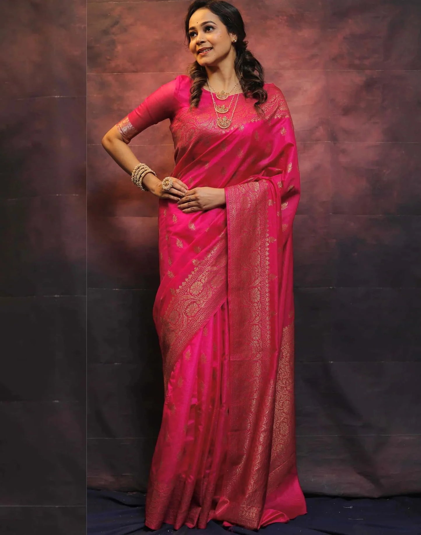 Majesty Pink Soft Banarasi Silk Saree With Angelic Blouse Piece