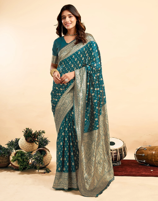 Incredible Dark Green Kanjivaram Silk With Demure Blouse Piece