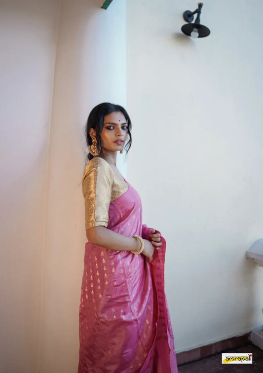 Incomparable Baby Pink Soft Silk Saree With Snazzy Blouse Piece