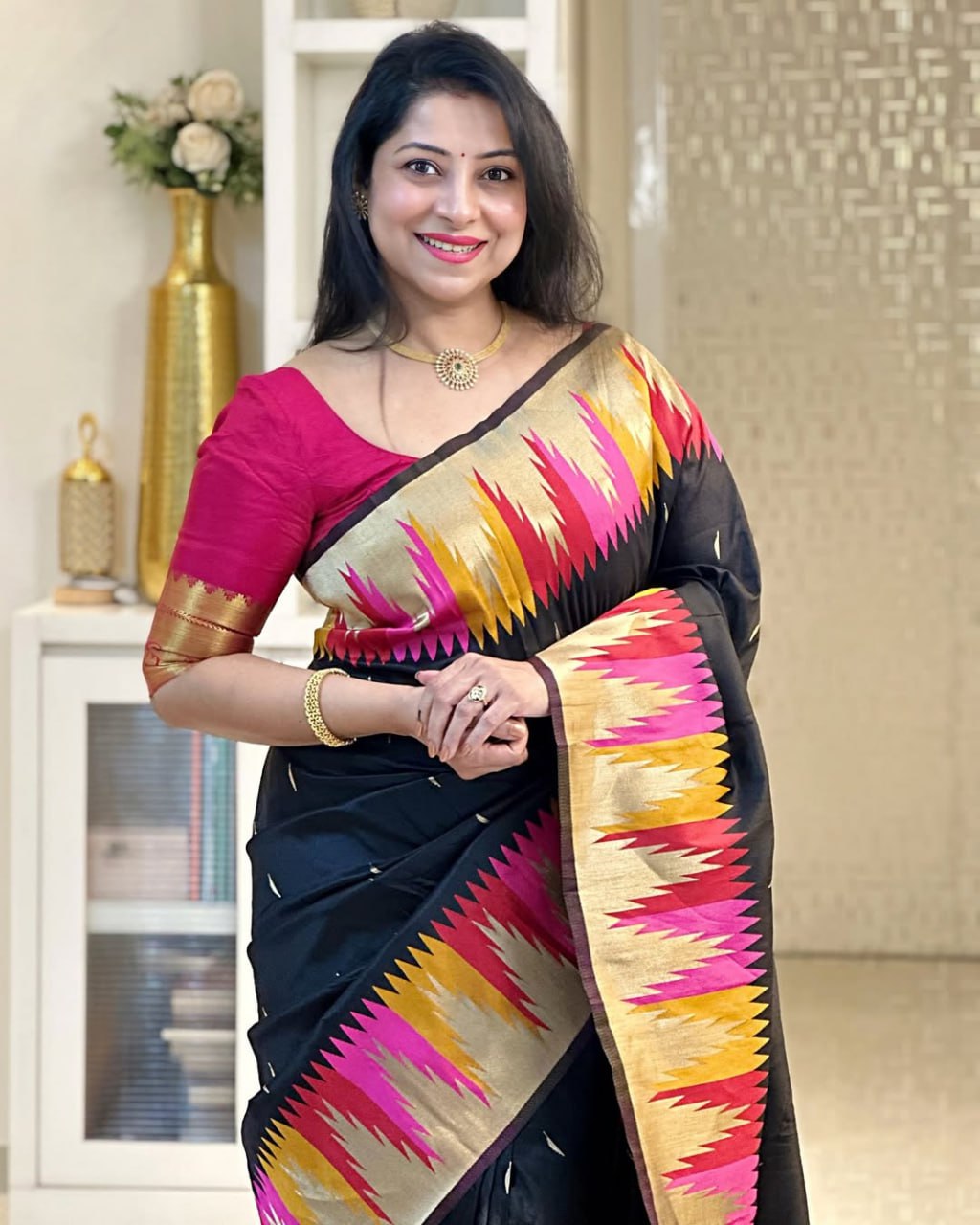 Blooming Black Soft Silk Saree With Impressive Blouse Piece