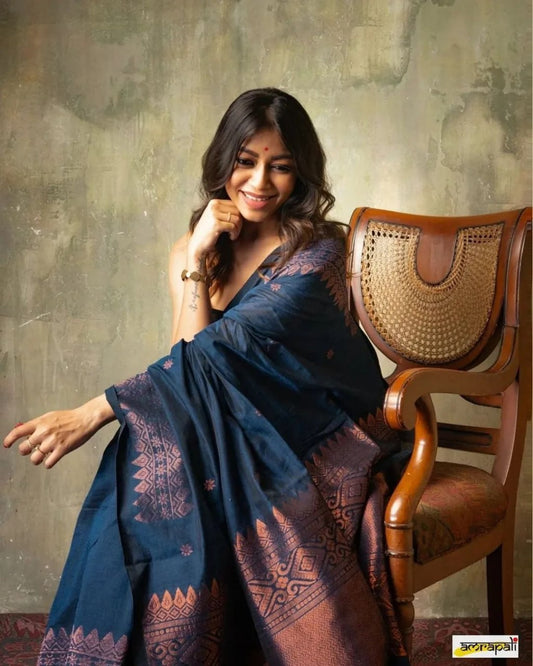 Felicitous Navy Blue Soft Silk Saree With Pretty Blouse Piece