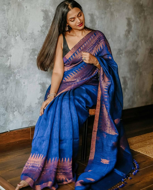 Inspiring Blue Soft Silk Saree With Entrancing Blouse Piece
