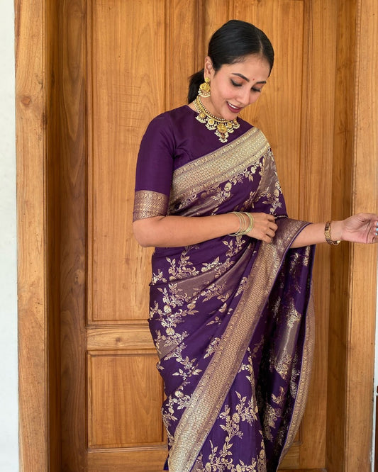 Snappy Purple Pure Kanjivaram Silk Saree with Artistic Blouse Piece