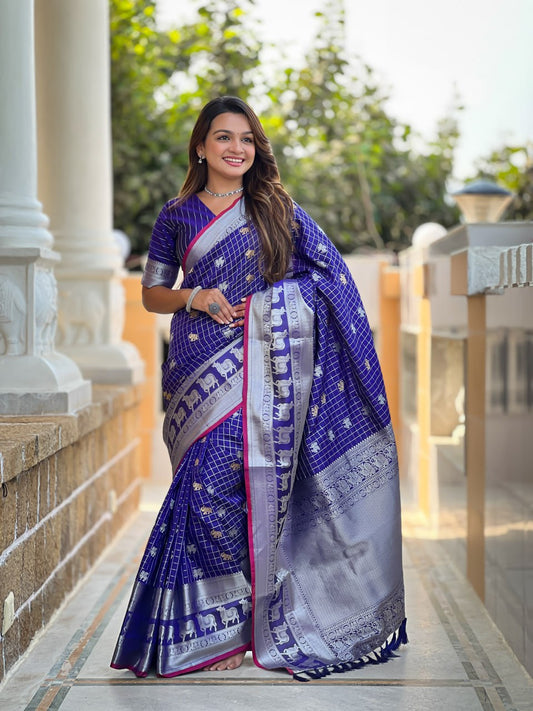 Inspiring Blue Soft Silk Saree With Entrancing Blouse Piece