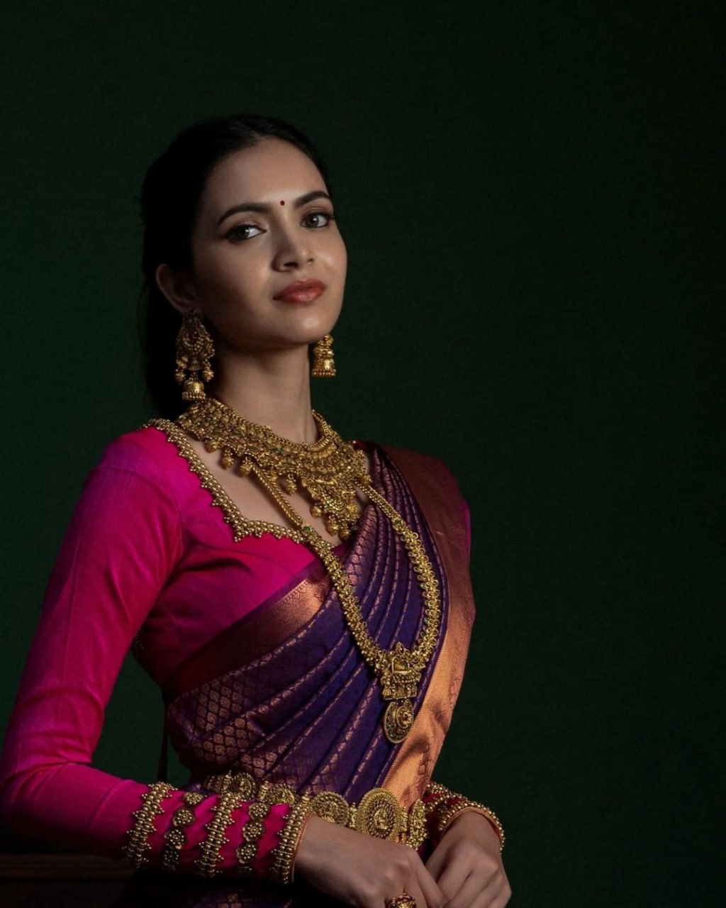 Delightful Purple Soft Banarasi Silk Saree With Classic Blouse Piece