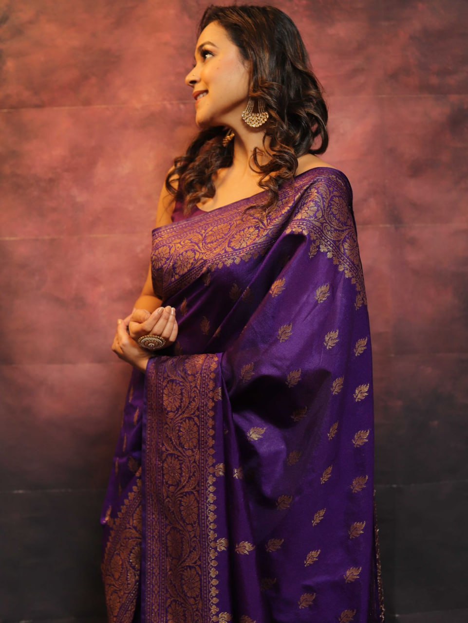 Bollywood Style Purple Cotton Silk Saree With Majestic Blouse Piece