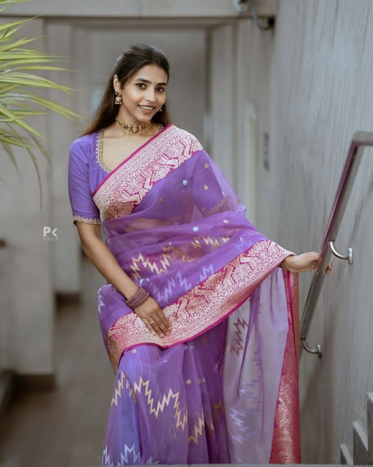 Unequalled Purple Soft Silk Saree With Tremendous Blouse Piece