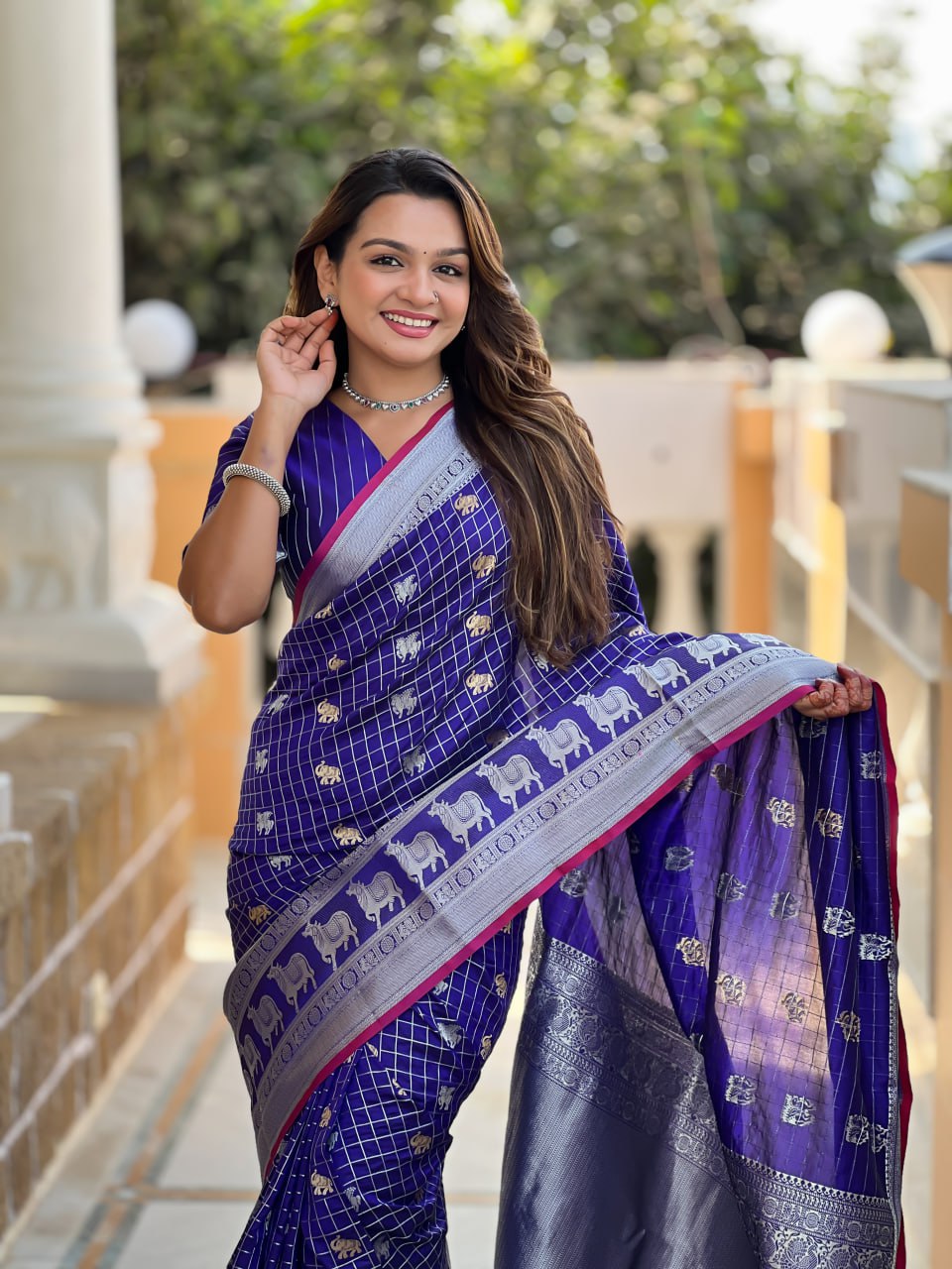Inspiring Blue Soft Silk Saree With Entrancing Blouse Piece
