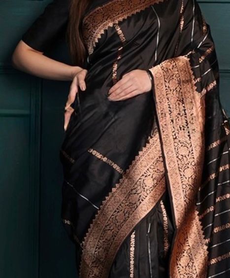 Blooming Black Soft Silk Saree With Impressive Blouse Piece