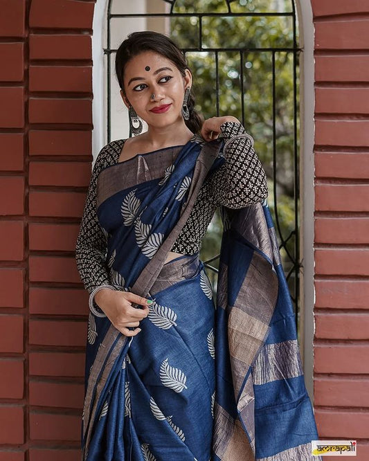 Beautiful Navy Blue Soft Silk Saree With Hypnotic Blouse Piece
