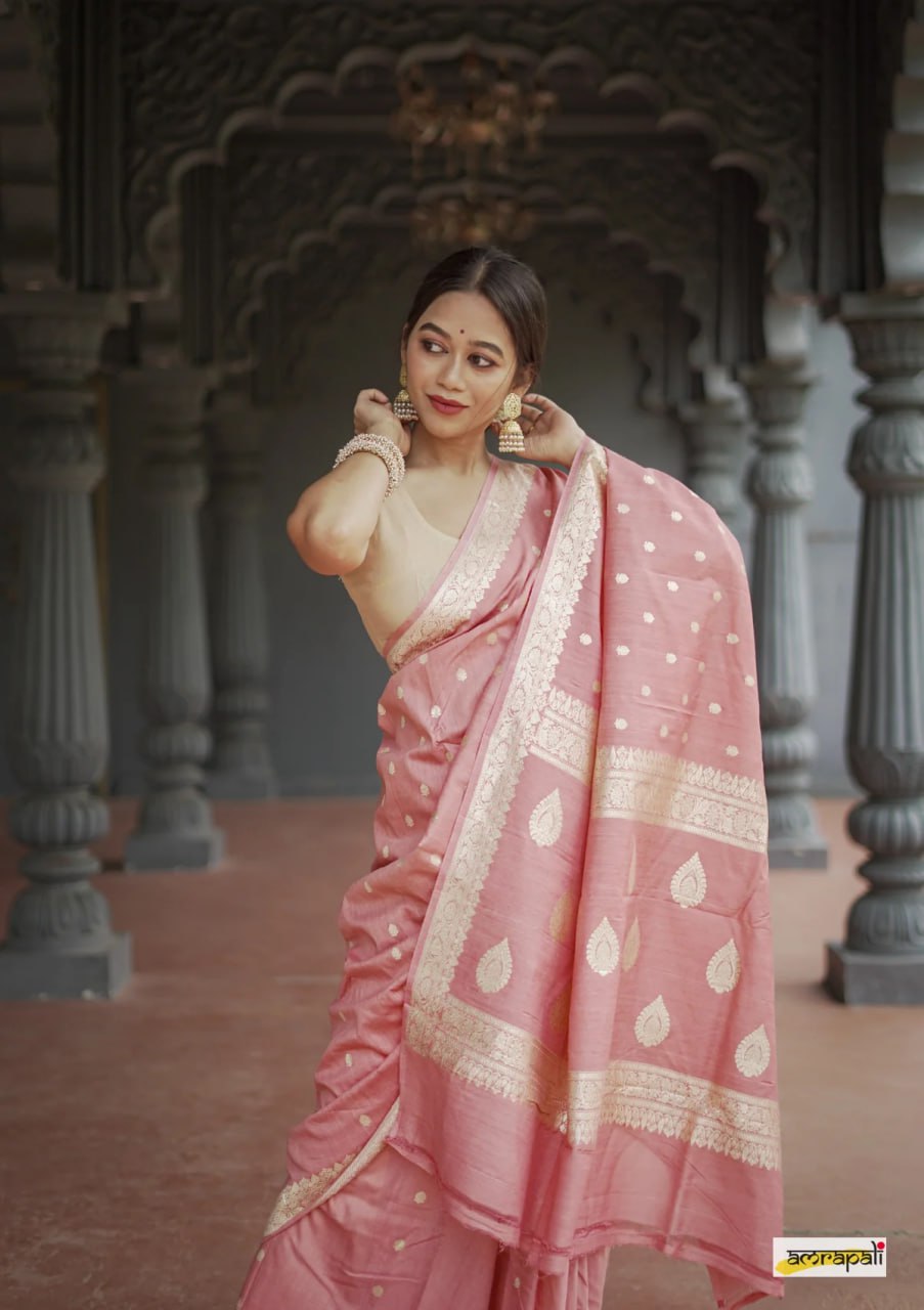 Gleaming Peach Soft Banarasi Silk Saree With Energetic Blouse Piece
