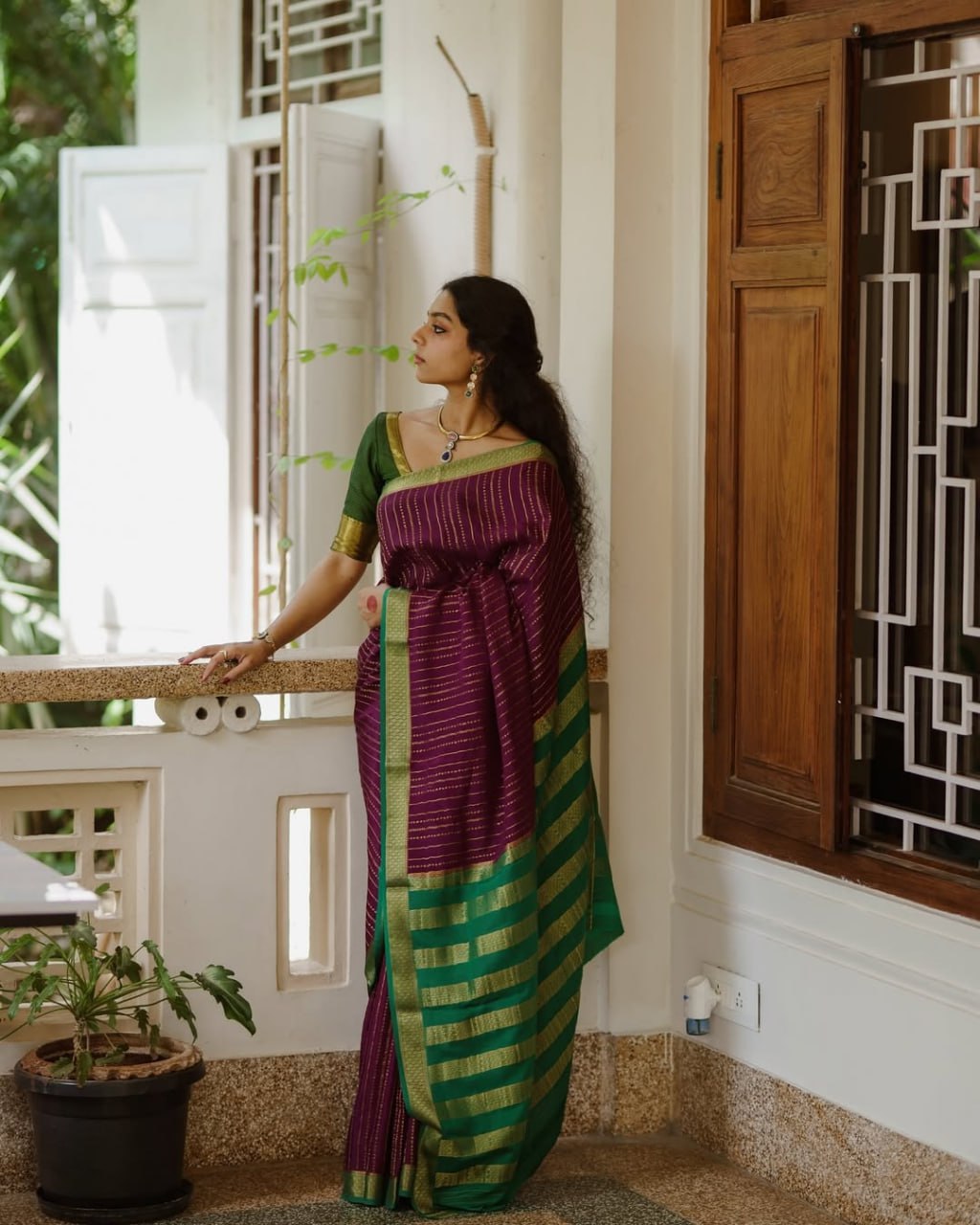 Whimsical Sea Green Soft Silk Saree With Fantabulous Blouse Piece