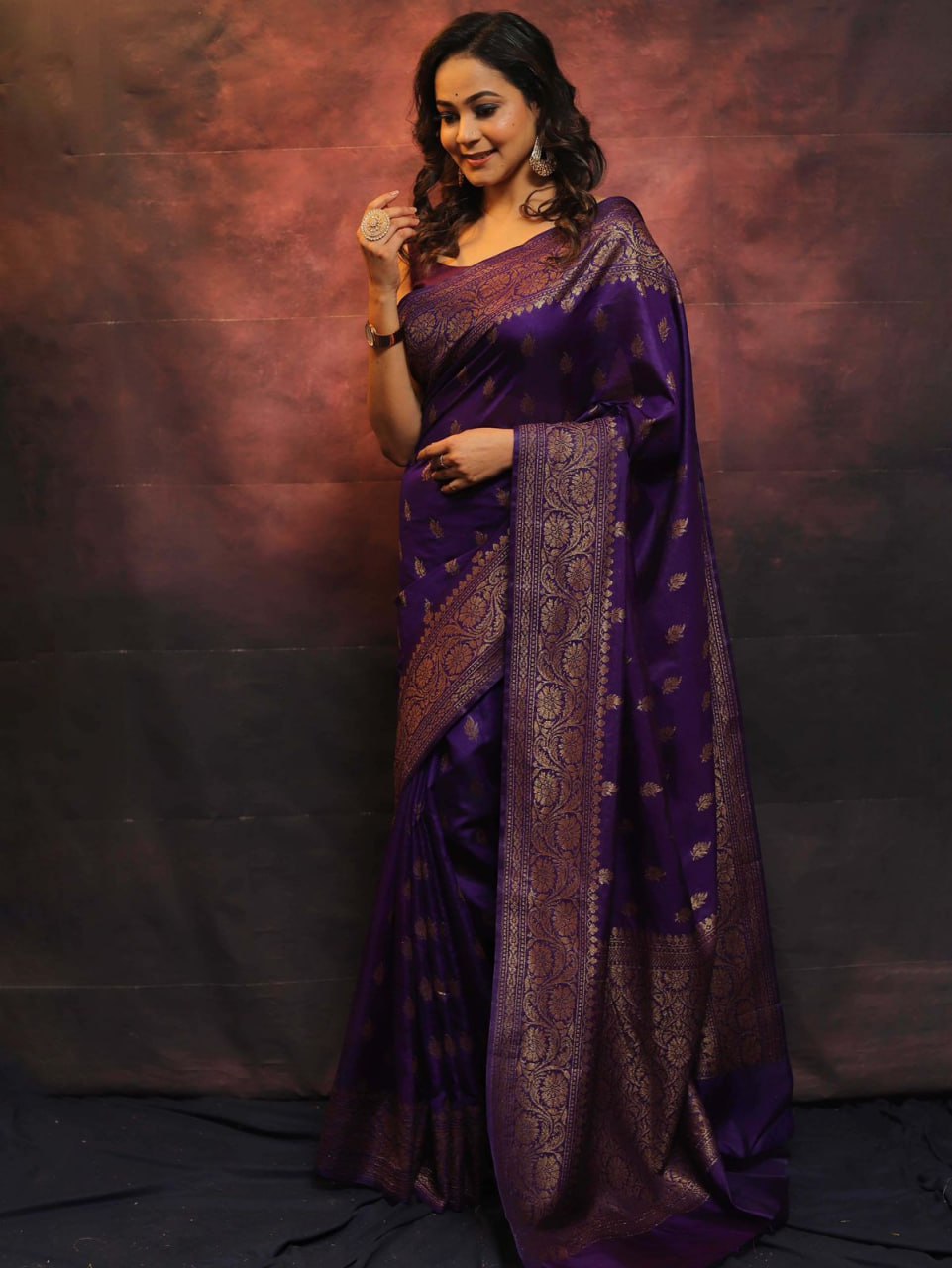 Bollywood Style Purple Cotton Silk Saree With Majestic Blouse Piece