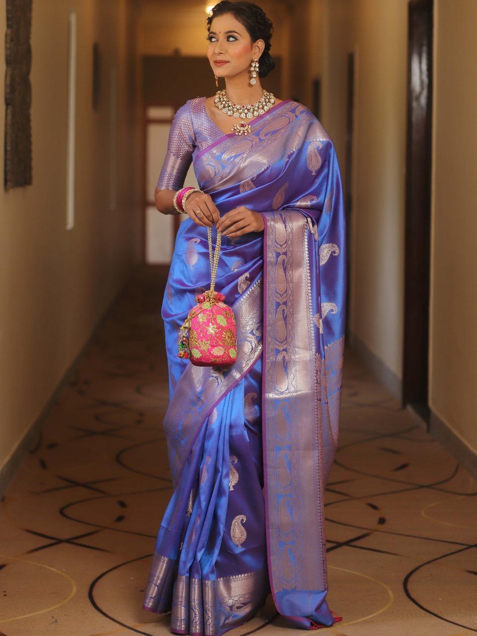 Blissful Navy Blue Kanjivaram Silk Saree With Chatoyant Blouse Piece