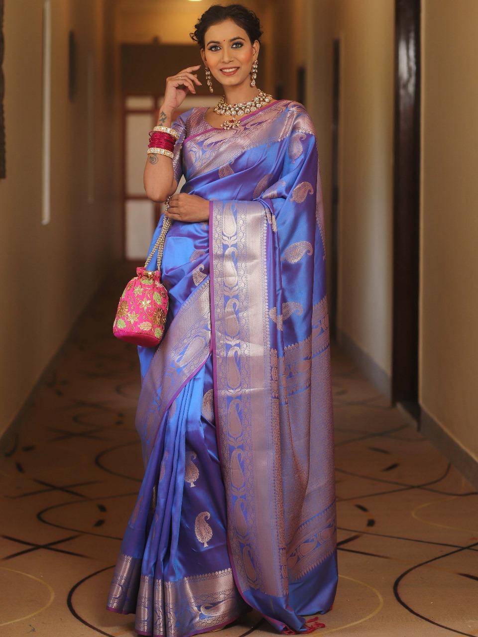 Blissful Navy Blue Kanjivaram Silk Saree With Chatoyant Blouse Piece