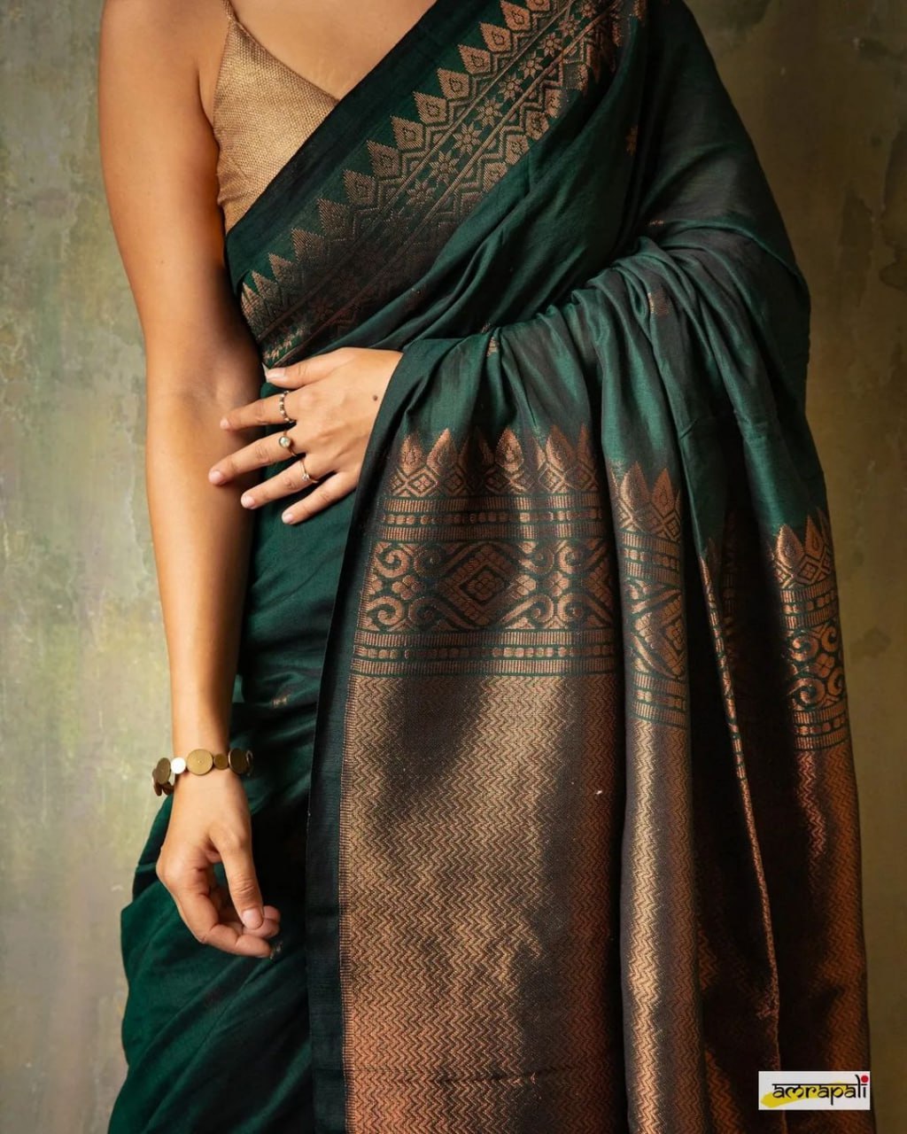 Surpassing Dark Green Soft Silk Saree With Dazzling Blouse Piece