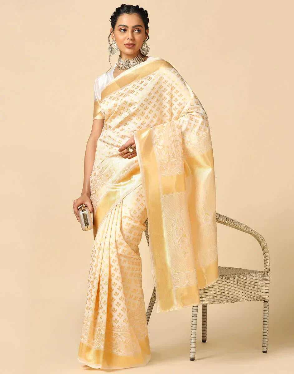 Seraglio White Soft Silk Saree With Serendipity Blouse Piece