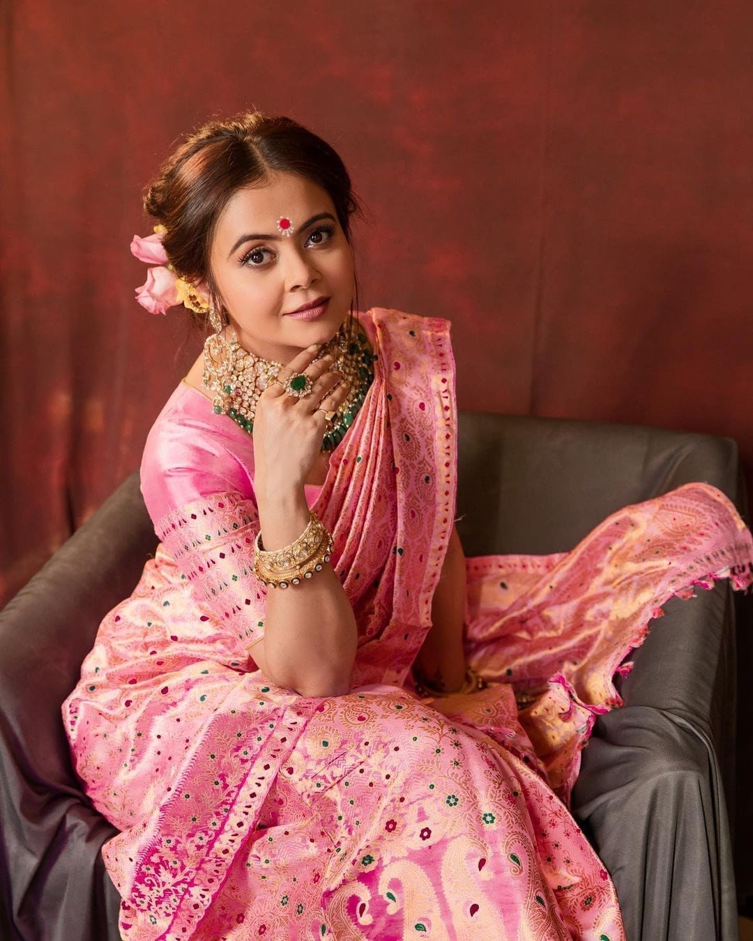 Opulent Pink Soft Banarasi Silk Saree With Ethnic Blouse Piece