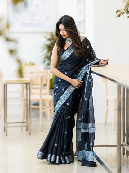 Excellent Blue Kanjivaram Silk With Delectable Blouse Piece
