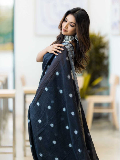 Excellent Blue Kanjivaram Silk With Delectable Blouse Piece