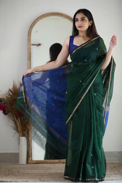 Gorgeous Green Cotton Silk Saree With Sizzling Blouse Piece