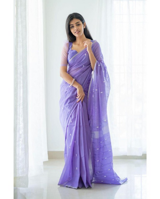 Flattering Purple Paithani Silk Saree With Outstanding Blouse Piece