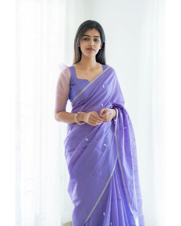 Flattering Purple Paithani Silk Saree With Outstanding Blouse Piece