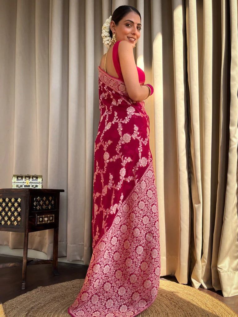 Unique Pink Soft Silk Saree With Wonderful Blouse Piece
