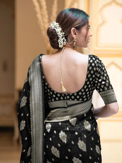 Stylish Black Soft Silk Saree With Unique Blouse Piece