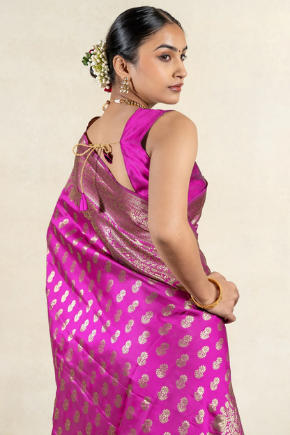 Splendorous Pink Soft Banarasi Silk Saree With Luxuriant Blouse Piece