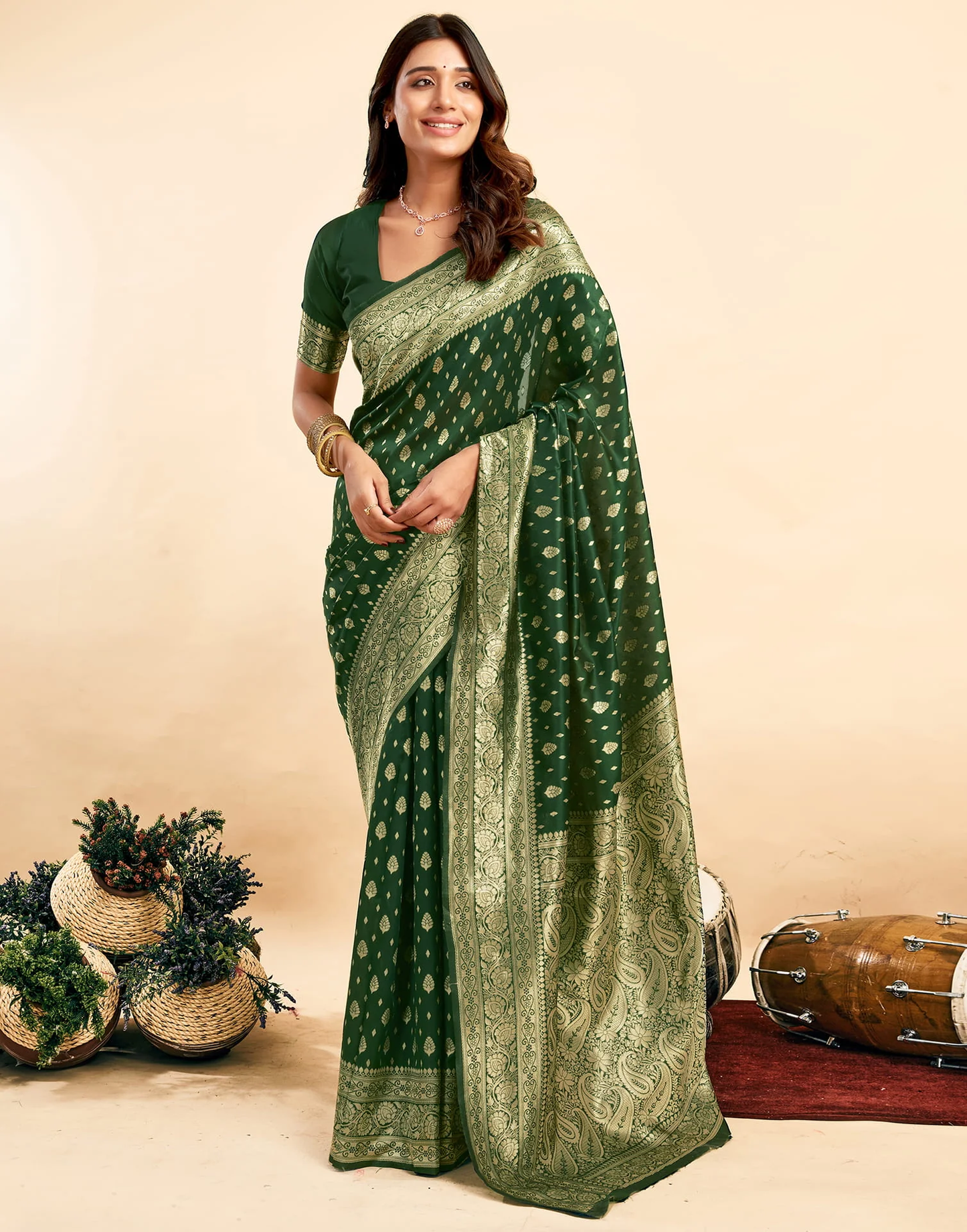Incredible Dark Green Kanjivaram Silk With Demure Blouse Piece