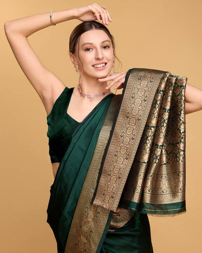 Charming Dark Green Soft Banarasi Silk Saree With Pretty Blouse Piece