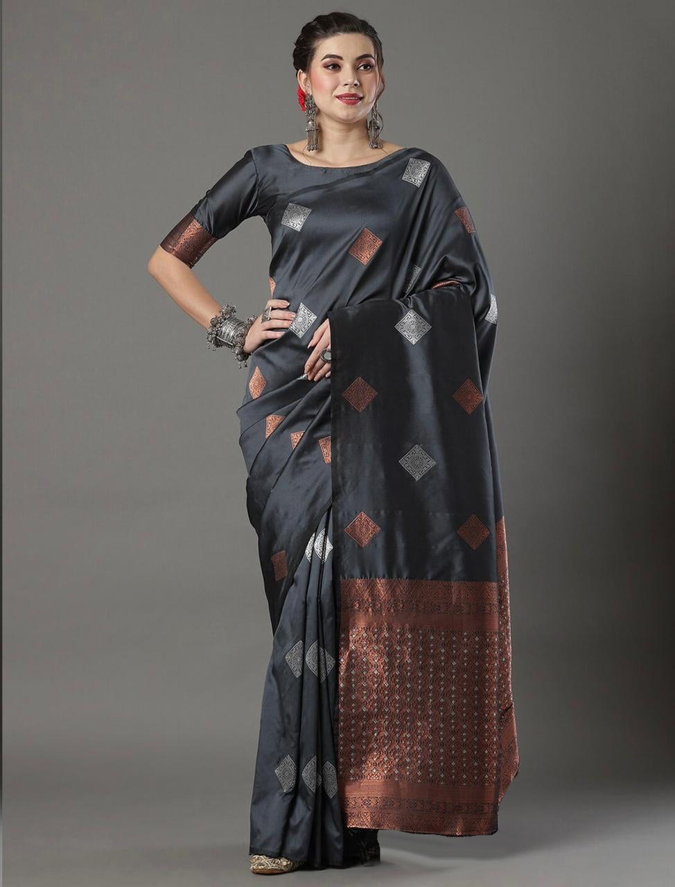 Gratifying Grey Banarasi Silk Saree With Classic Blouse Piece