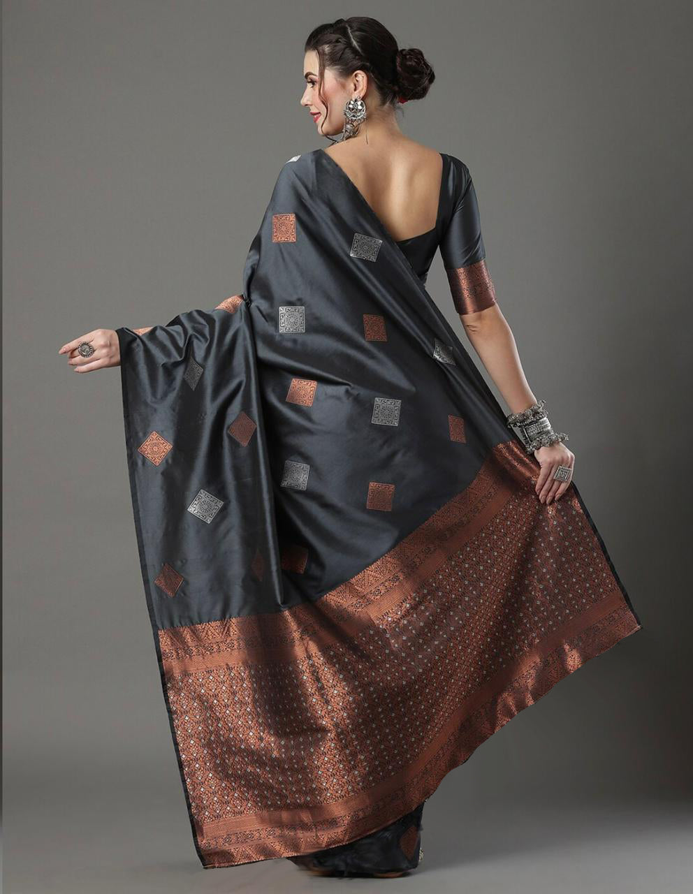 Gratifying Grey Banarasi Silk Saree With Classic Blouse Piece