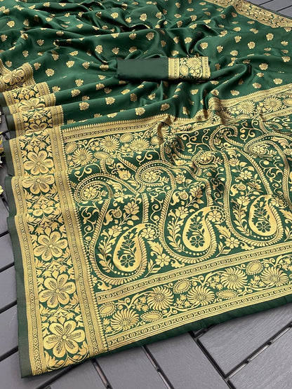 Desirable Green Banarasi Silk Saree With Assemblage Blouse Piece
