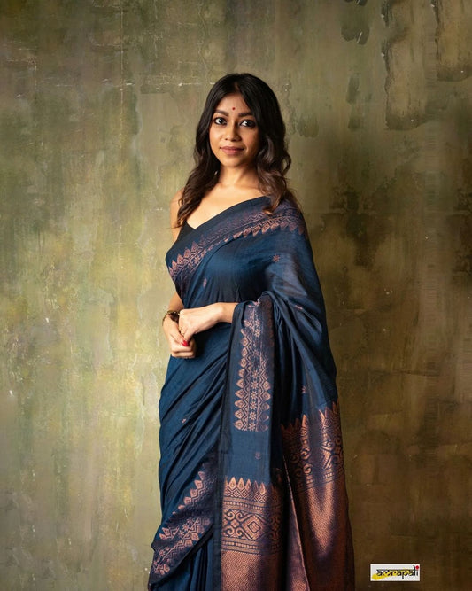 Lovely Morpichh Soft Banarasi Silk Saree With Precious Blouse Piece