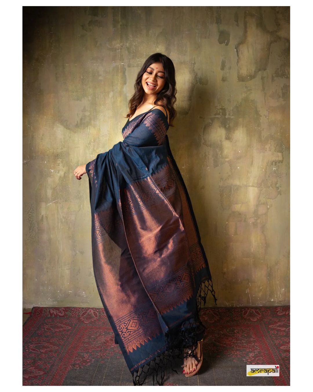 Lovely Morpichh Soft Banarasi Silk Saree With Precious Blouse Piece