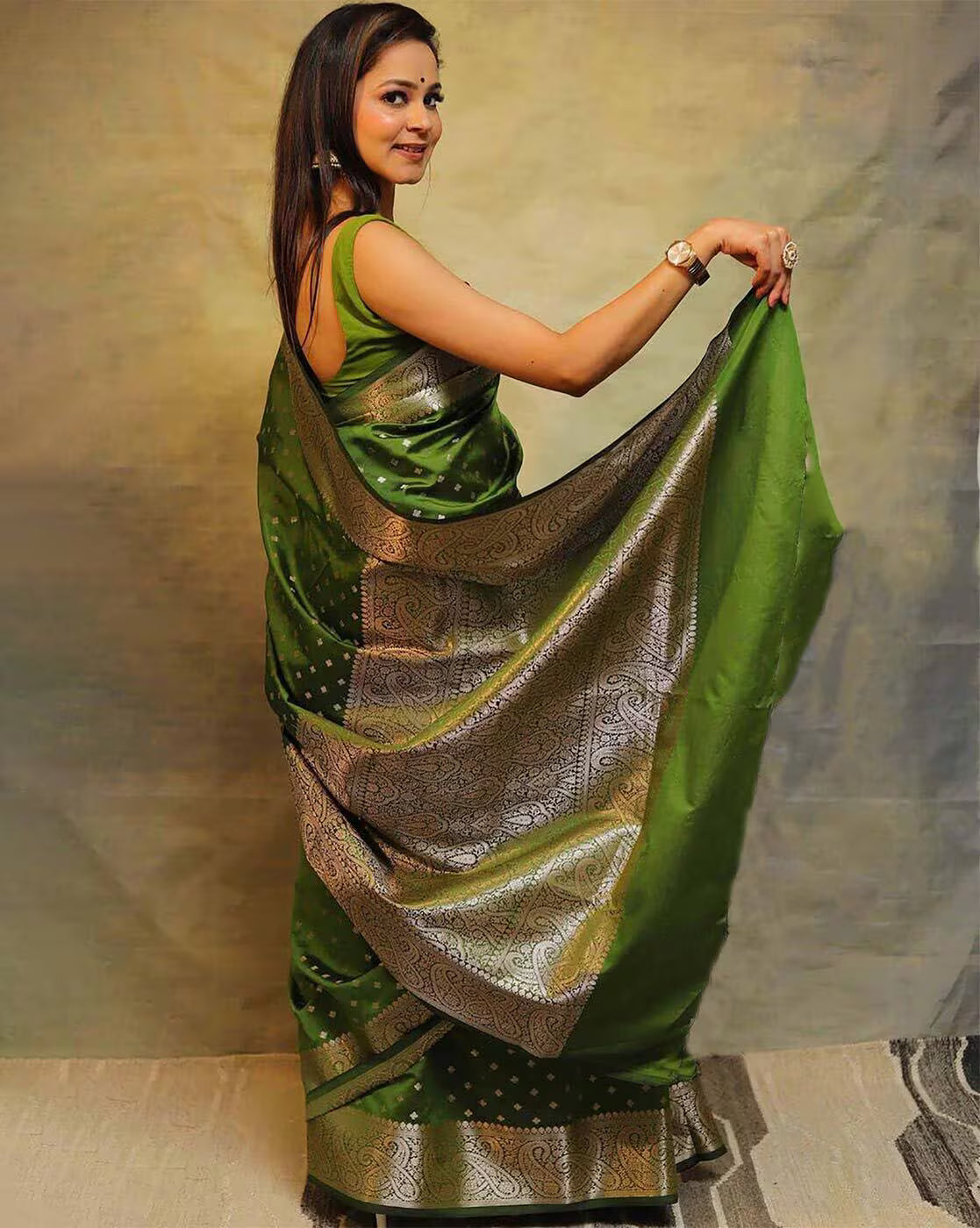 Scintilla Green Soft Silk Saree With Incredible Blouse Piece