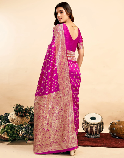 Incredible Pink Kanjivaram Silk With Demure Blouse Piece