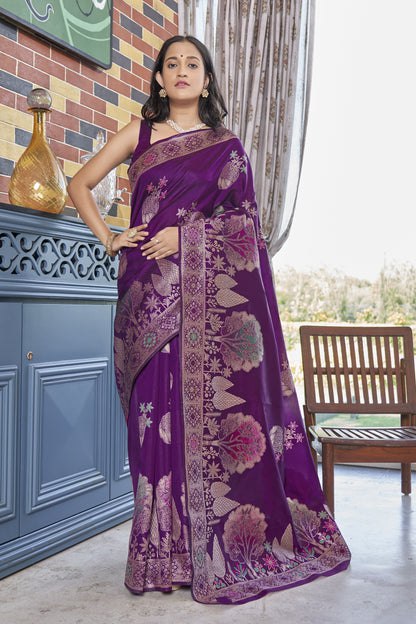 Splendorous Purple Soft Banarasi Silk Saree With Luxuriant Blouse Piece